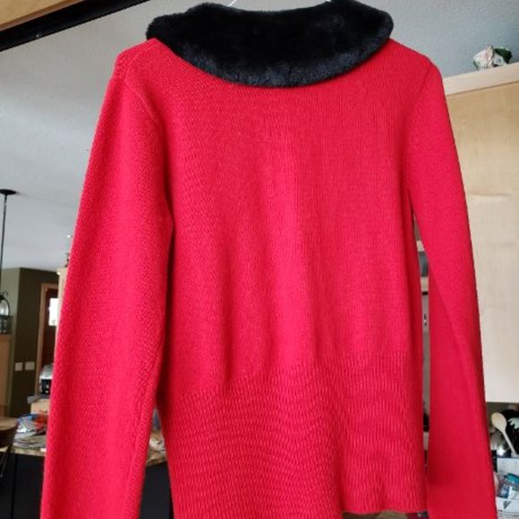 Liz Claiborne Classics Sweater - Picture 2 of 3